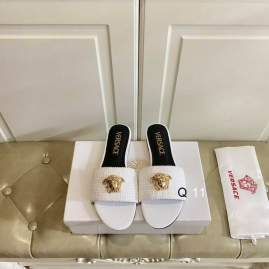 Picture of Versace Slippers _SKUVersacesz35-40Y060137